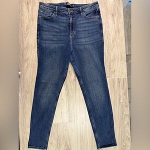 Hollister Dark Blue High-Rise Skinny Jeans